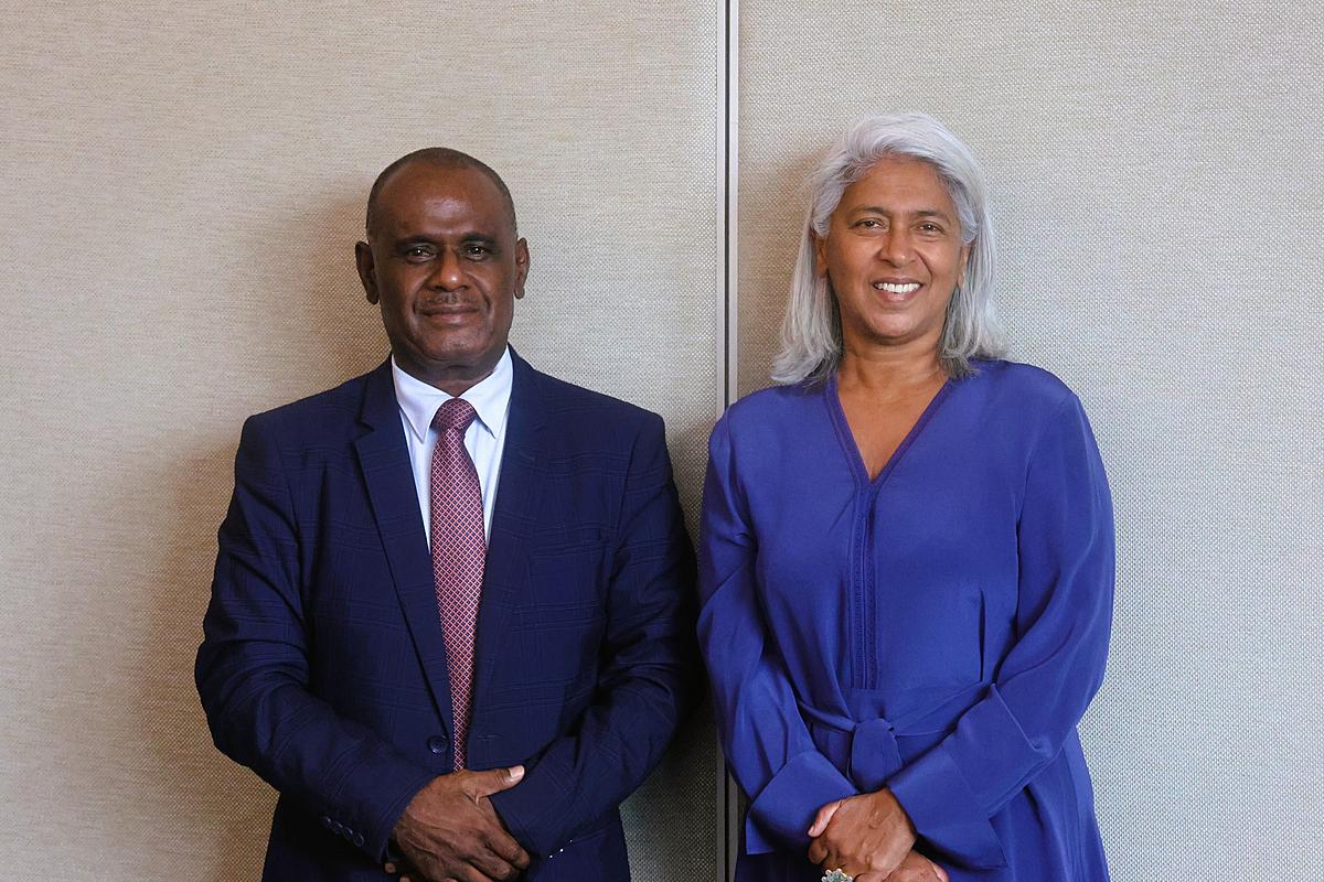 Prime Minister Manele Meets French Ambassador in Port Moresby
