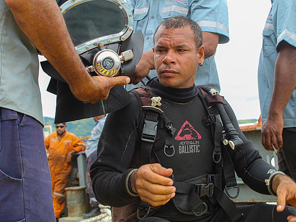 Commercial Divers Key to Pacific Towing’s Salvage Success