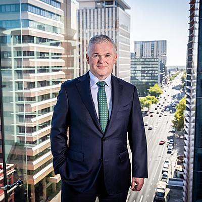 SANTOS CEO LEADS GLOBAL CEO LINEUP FOR PNG INVESTMENT WEEK 2025