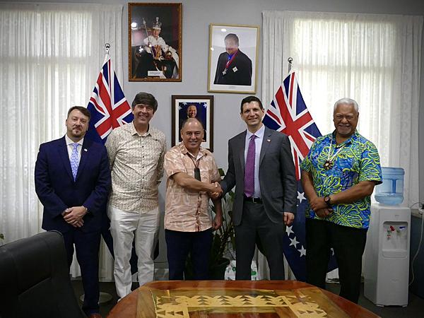 Cook Islands, US mark Pacific nation's 60th anniversary with seabed minerals pact